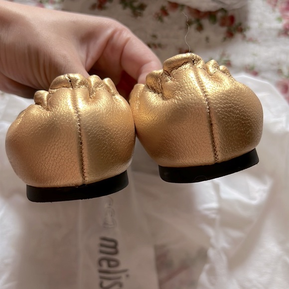 Tory Burch Gold Ballet Flats Size 6.5 - Picture 2 of 7